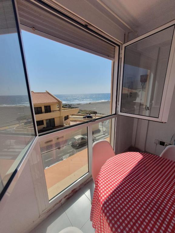 Alquilaencanarias-Medano, Cabezo beach, sea views! - 1