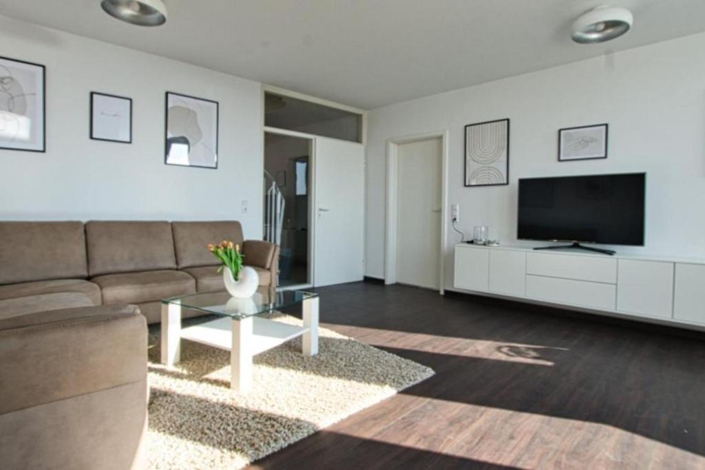 DümmerDiva - exquisite Wohnung mit traumhaftem Seeblick, Lembruch