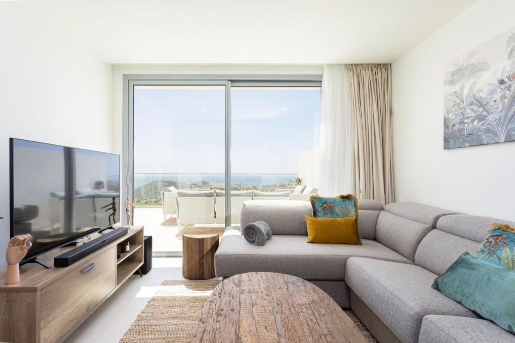 Luxury Penthouse Large Terrace OR79 by AORA STAY - 5