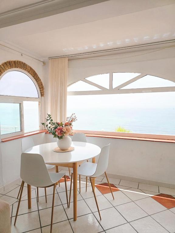 Charming Townhouse in El Faro, Spain, Studding Sea View & Community Pool - 2