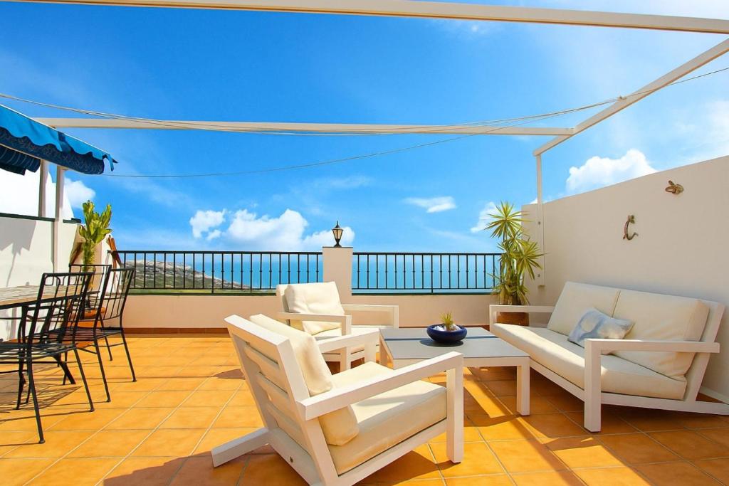 3 Bed Villa with Stunning View PC4 - 3