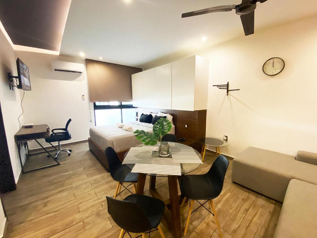 WorkSpace-Reliable WIFI-AC close to everything - 4
