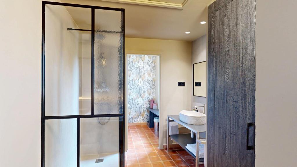 Arcs De Monells - Adults Only — Hotel rooms in Monells, Catalonia
