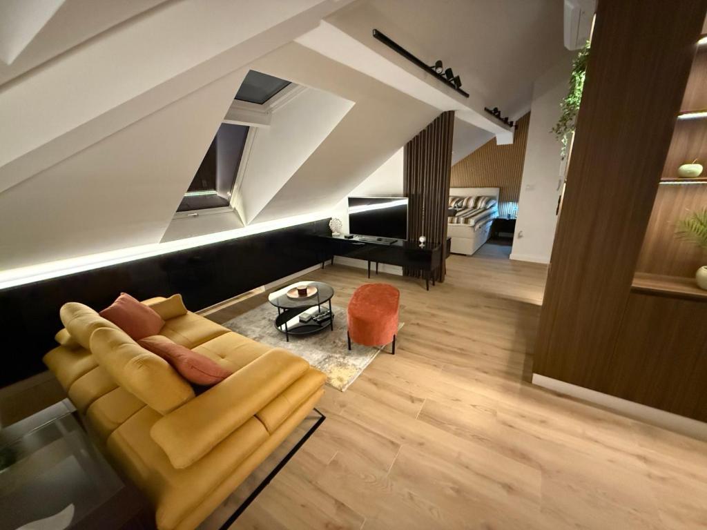 Mamito Romantic Loft - 1