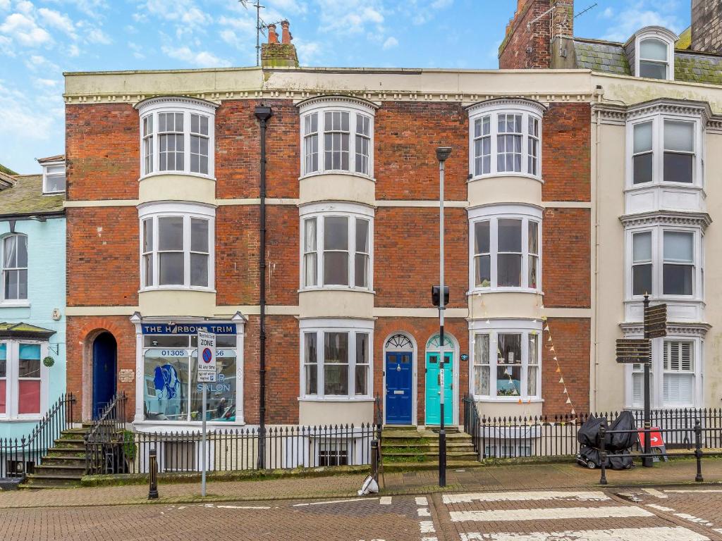 Bridge View, Weymouth