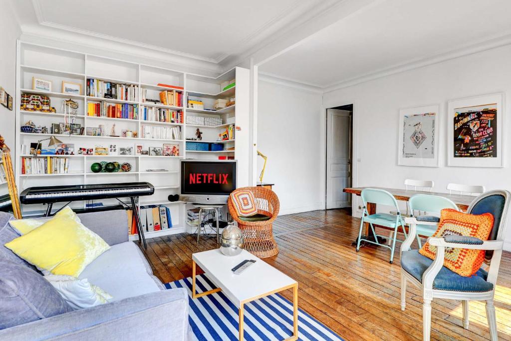 Charmant 70m2 pour 4 pers Rue de Crussol Paris, Paris