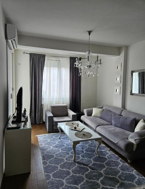 Comfort pored Klinickog Centra - 4