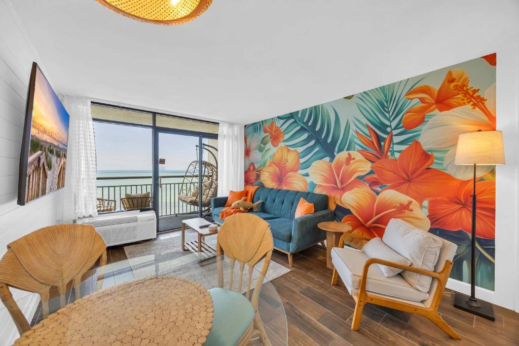 All New Seafront Condo w Lazy River, Myrtle Beach