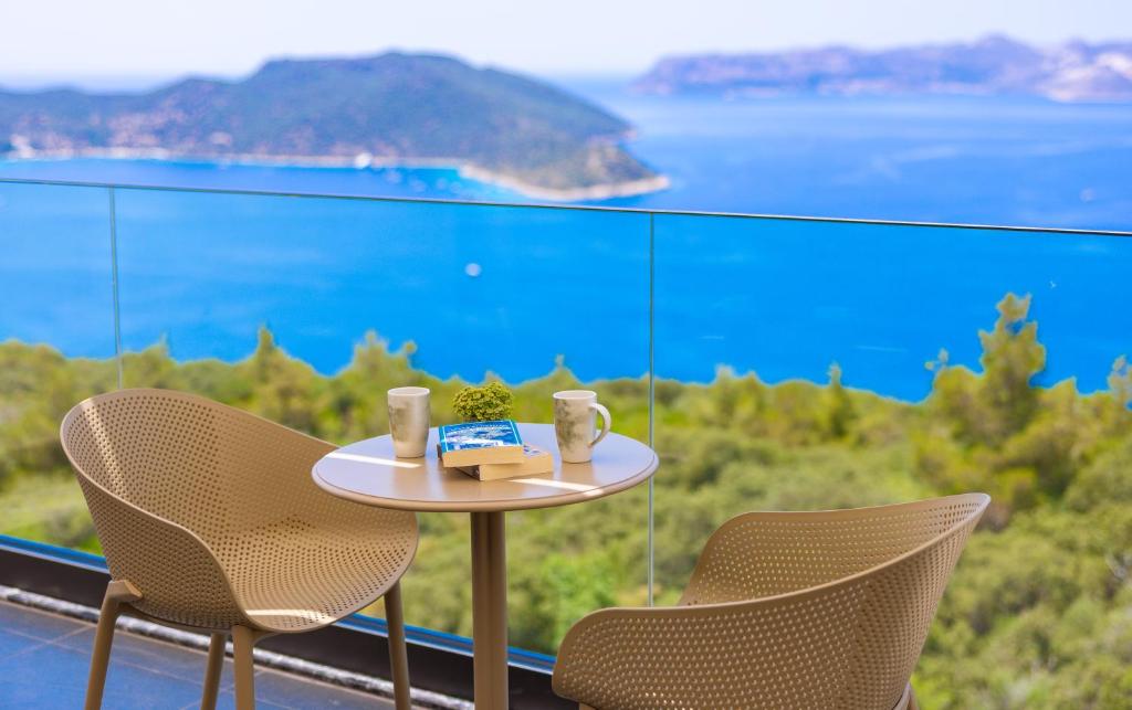 Serenity Pearl, Kaş