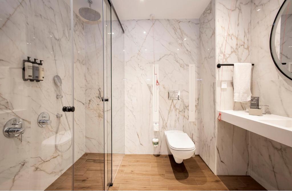 Well-appointed bathrooms