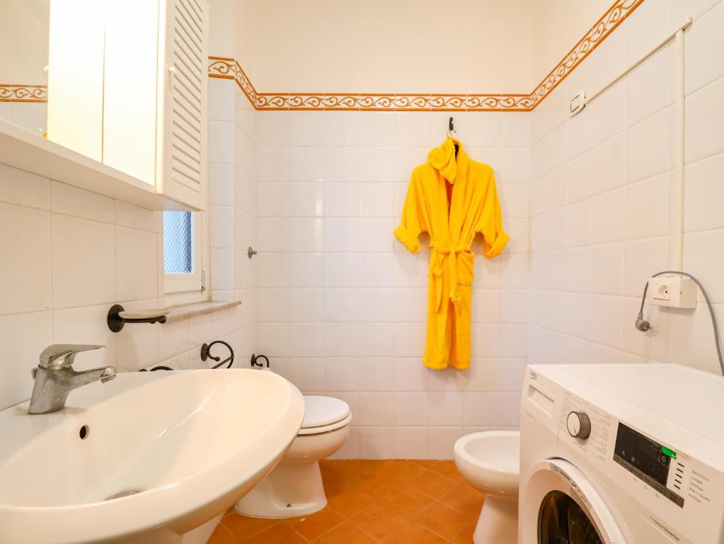 The Cozy Apartment - Wi-Fi, Smart TV, Free Parking - 5