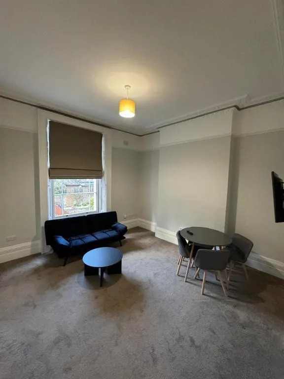 Charming apartment Belsize Park, hotel in London