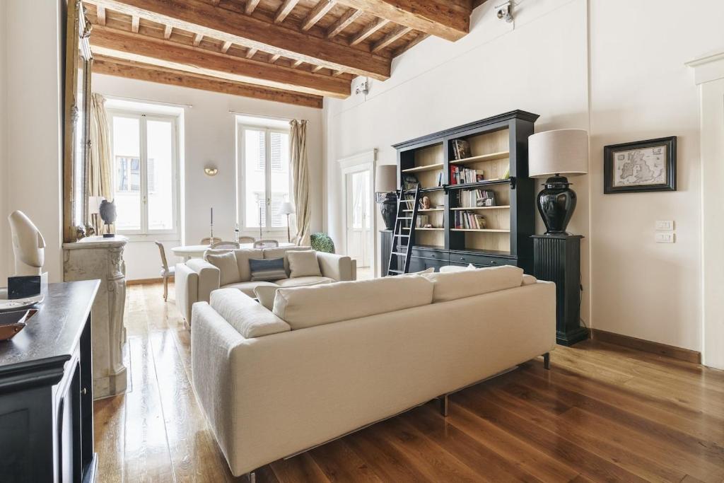 Luxury Nest in Historic Florence - 2