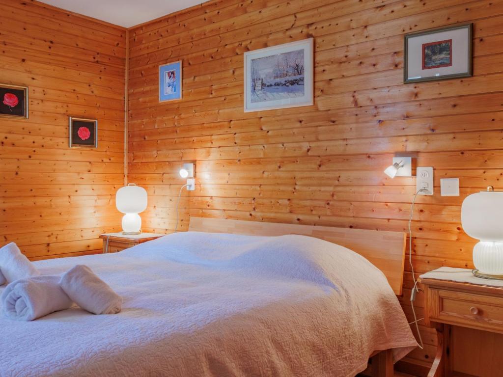 Chalet Les Clarines by Interhome - 5