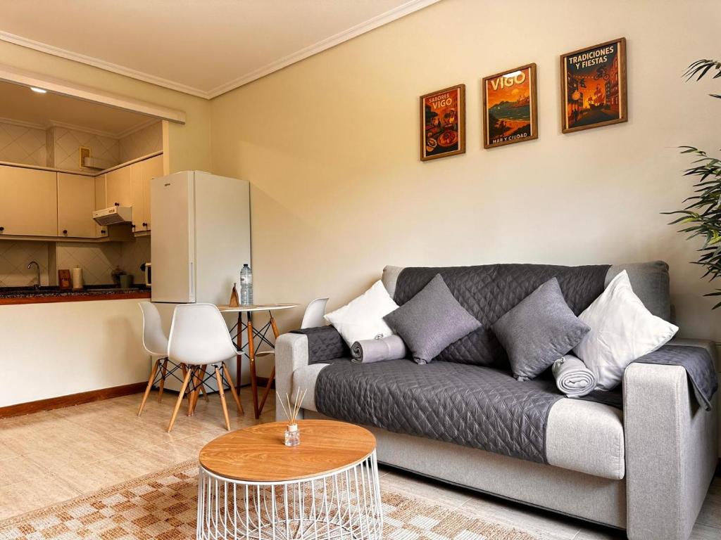 Apartamento Samil Primera Línea de Playa 2O - 1