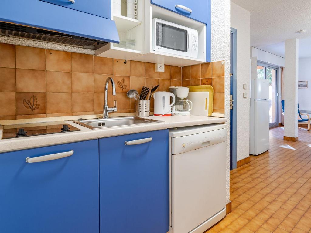 Studio pour 4 avec Wi-Fi illimité, vue mer depuis la terrasse - FR-1-827-40 - 3