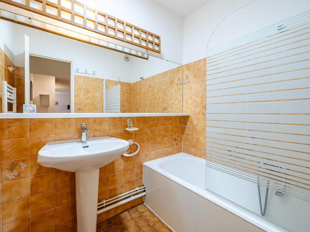 Studio pour 4 avec Wi-Fi illimité, vue mer depuis la terrasse - FR-1-827-40 - 5