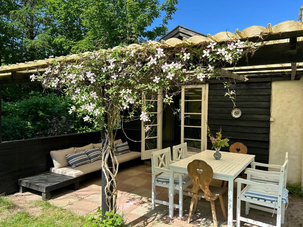 Dalarstuen, Historic Summer House In Liseleje, Liseleje