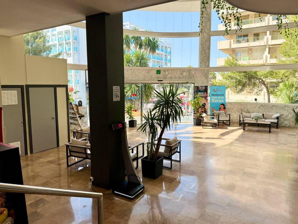 Apartsalou Inter - 5