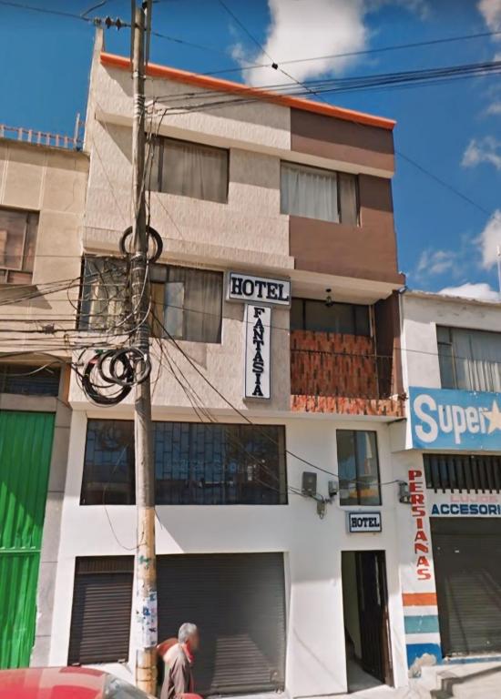 Hotel fantasía, Pasto