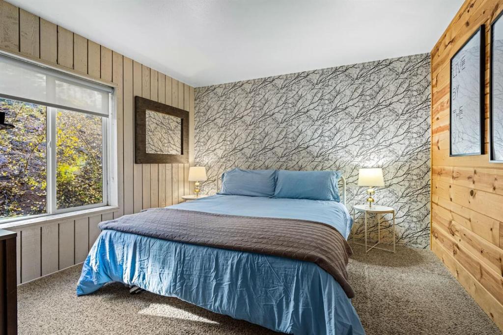 Condo Overlooking Slopes, Brian Head