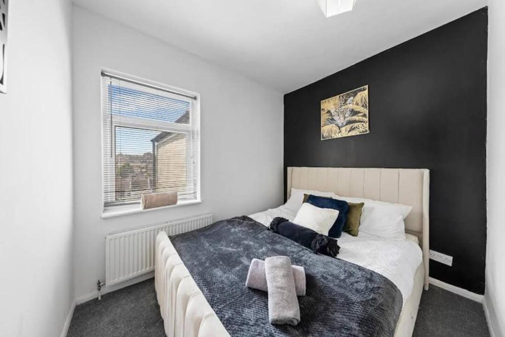 3 bed house in historic Rochester, Strood