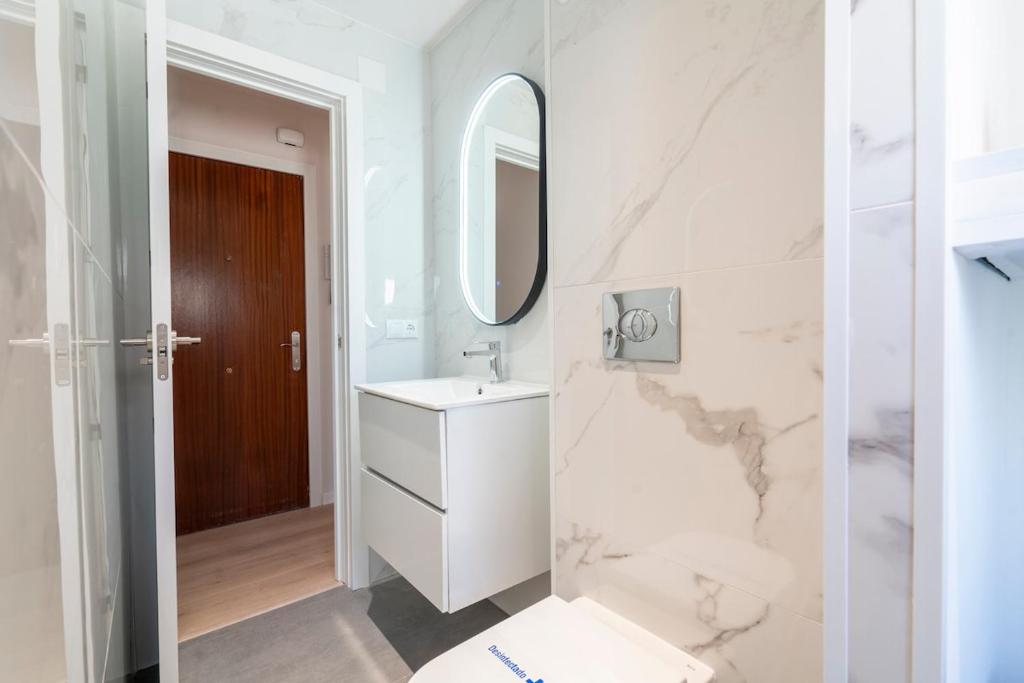 G232 Brand new Design Apartment Feria Madrid - 4