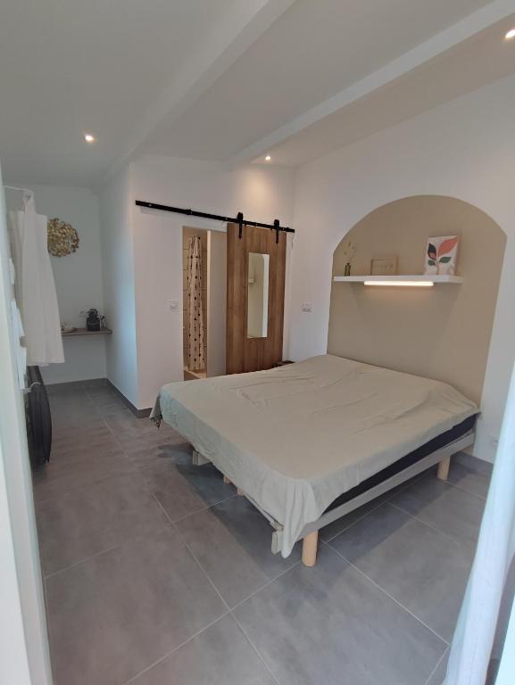 Chambre studio, Saint-Bonnet-du-Gard