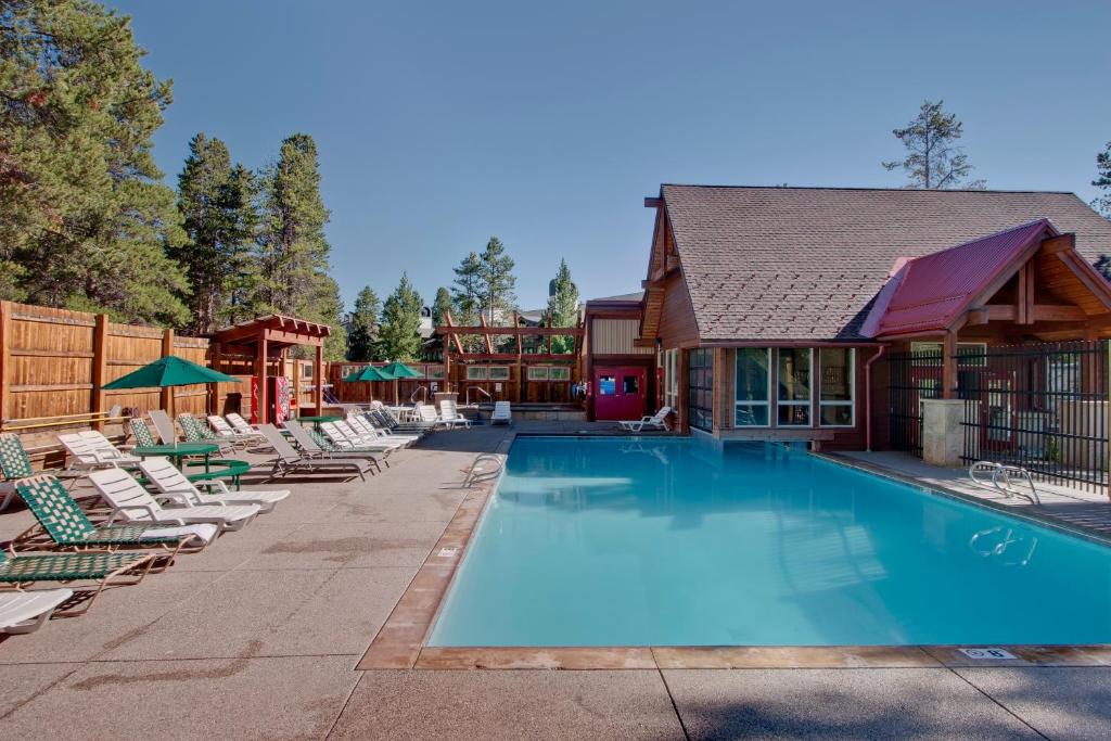 Pine Ridge Condos, Breckenridge
