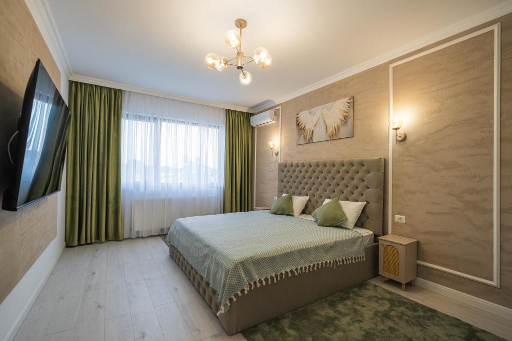 One Studio, Focşani