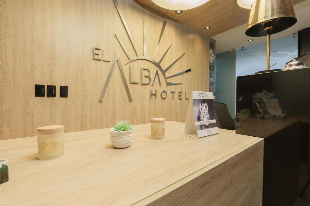 Hotel El Alba - 4