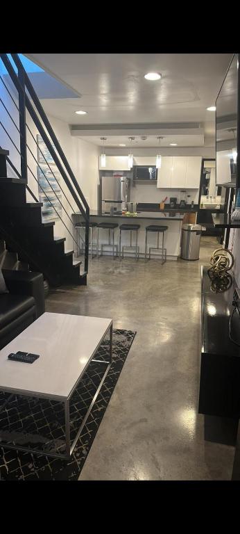 Luxury 3br Private Rooftop - 5