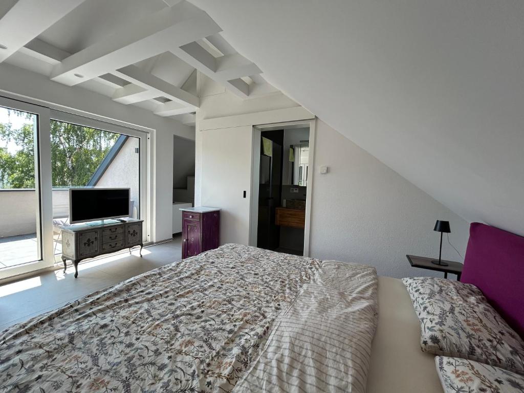 Neubau Wohnung mit 2 Terrassen, Ettlingen