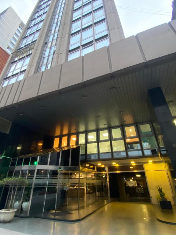 Estudio 905, seguridad 24hs, a 200 mts de Calle Florida y Galerías Pacífico - 2