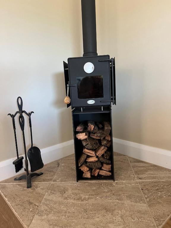 Highgrove Studio - in the Vineyards, Eurunderee