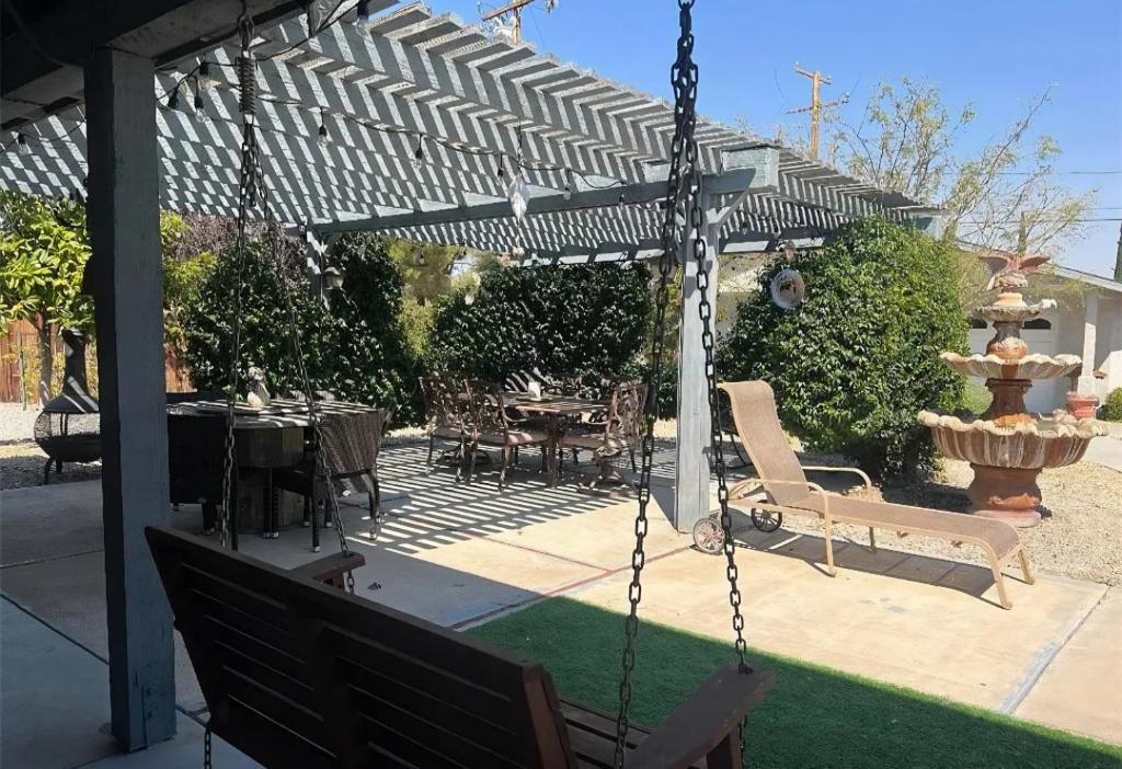 Quaint Little Studio, Apple Valley