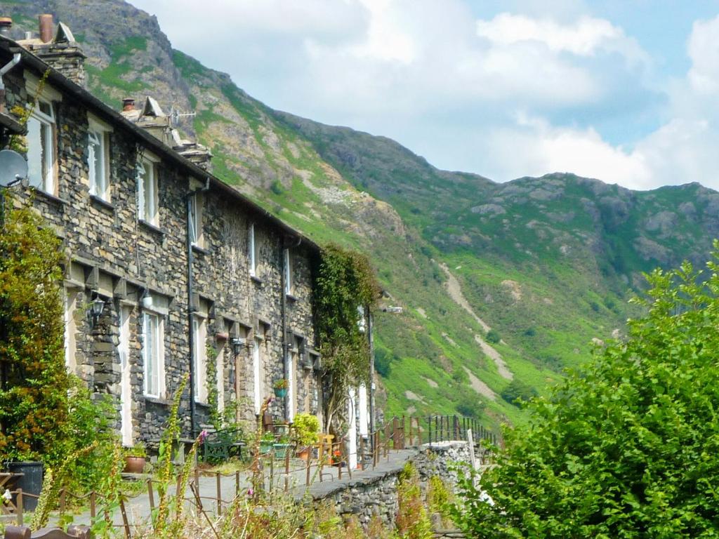 Thurston View, Coniston