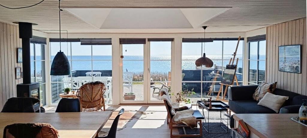 A Sparkling Sea View And Waves In Juelsminde, Juelsminde