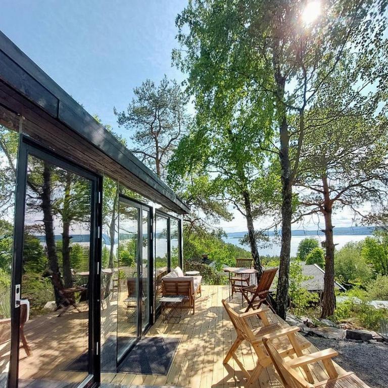 Unique Design And Beautiful View In Fjellstrand, Fjellstrand