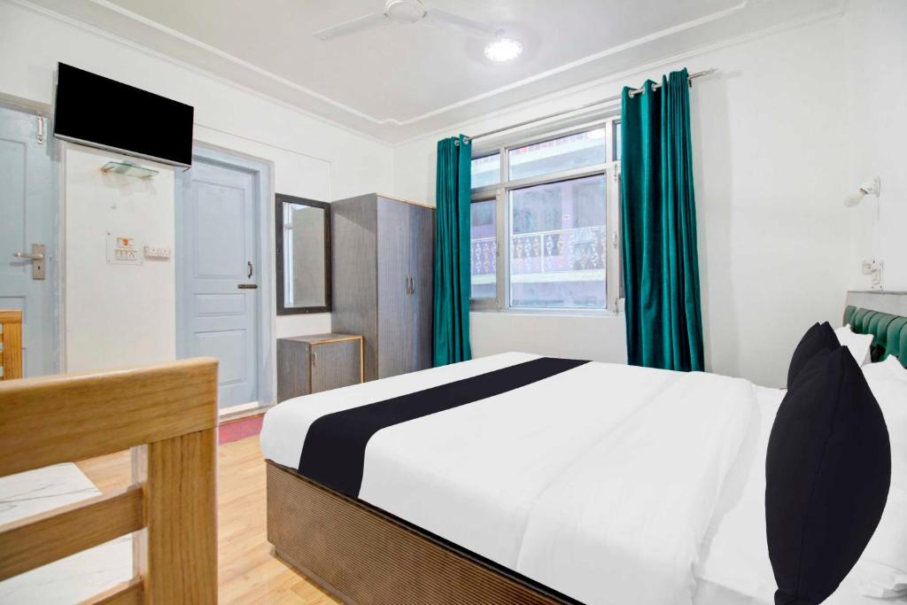 Collection O Zero Bridge, Šrínagar