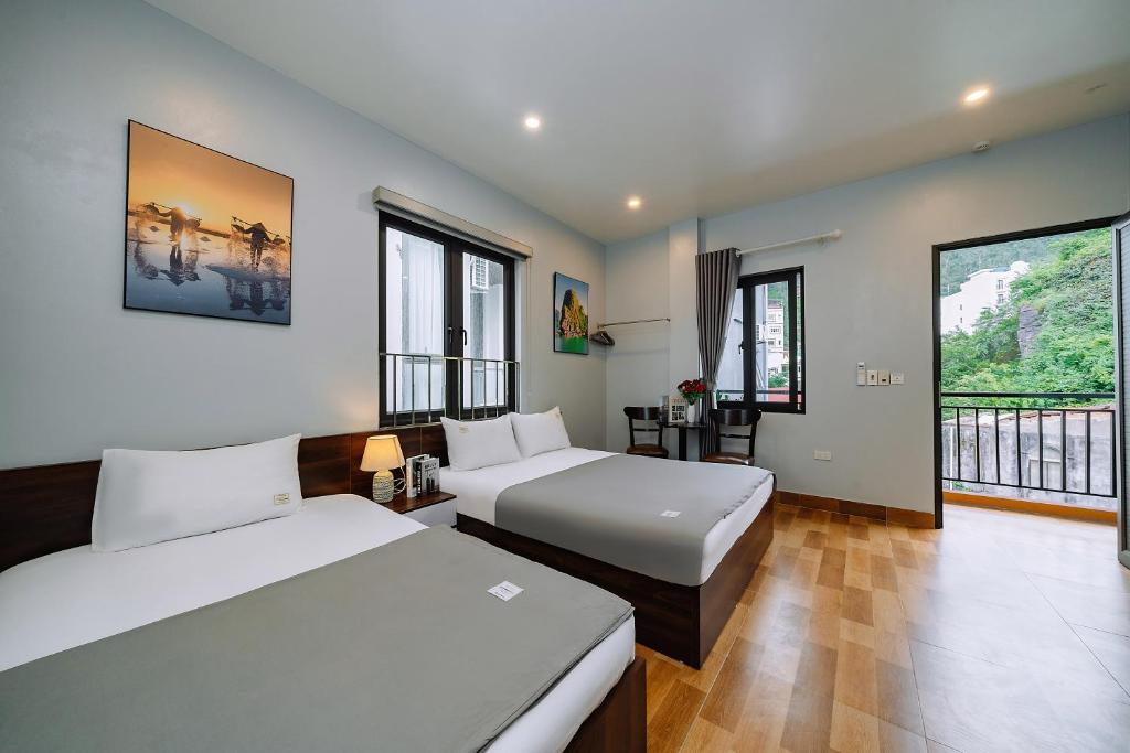 Napoli Hostel Cat Ba, Cát Bà