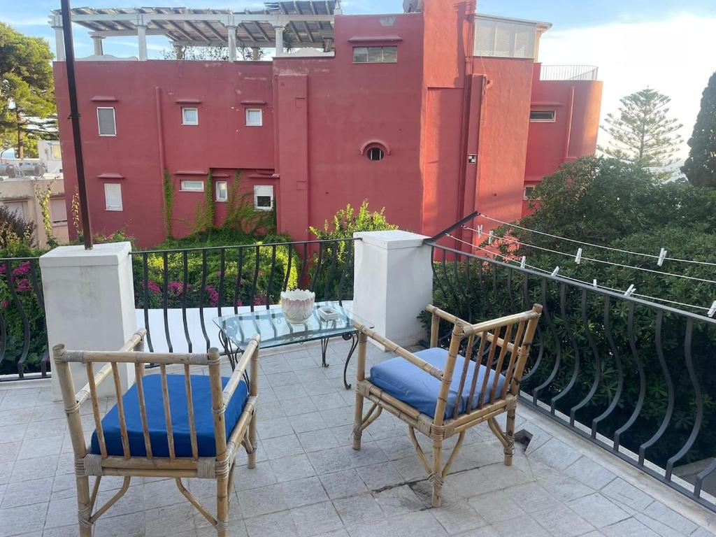Anna's Terrace - via Reginaldo Giuliani 13 - 5