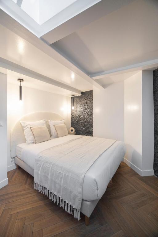 Modern apartment in Nation - 3