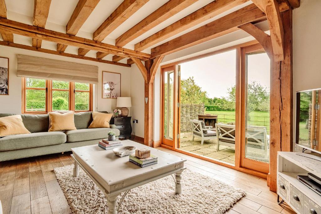 Finest Retreats - Windfall Cottage, Tewkesbury