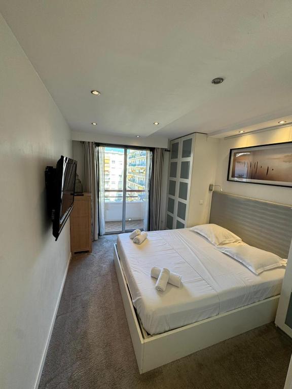 SIENA - Appartement 6 personnes avec Terrasse et Jacuzzi plein cœur centre-ville quartier du Port de Nice - 5