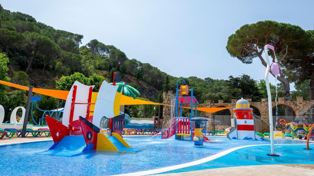Medplaya Aparthotel Sant Eloi — Dla dzieci in Tossa de Mar, Katalonia