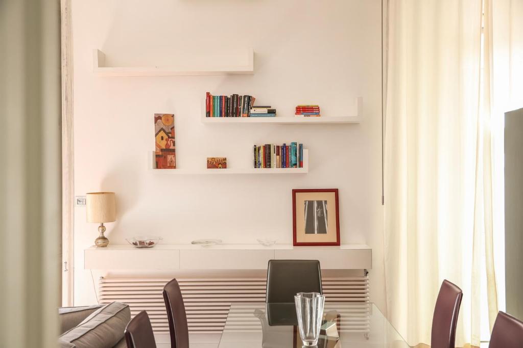 Elegant Apartment at Chiaia by Wonderful Italy - 3
