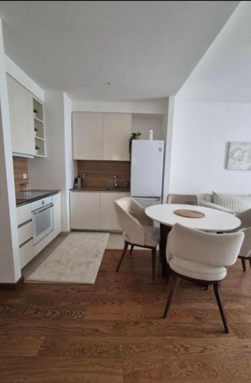 Apartment na vodi - 3