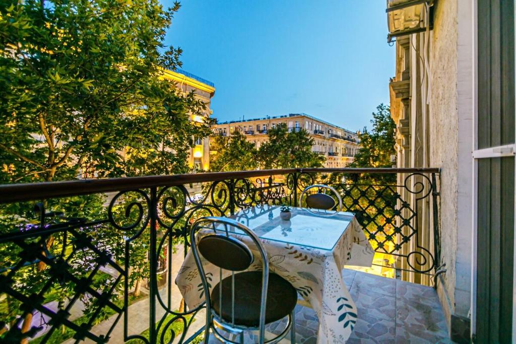 Balcony view Nizami, Baku
