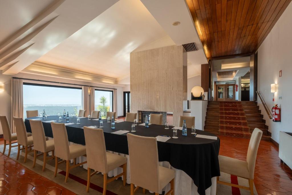 Highly rated by business travelers